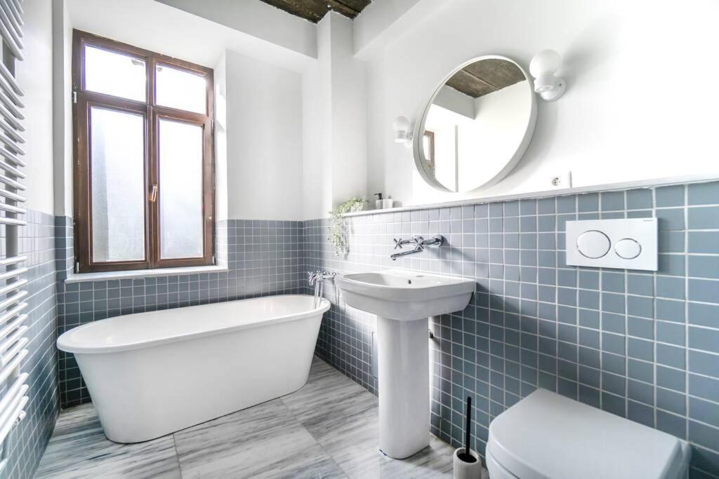 Marvellous Design 2Br Old Town Apartment Букурещ Екстериор снимка